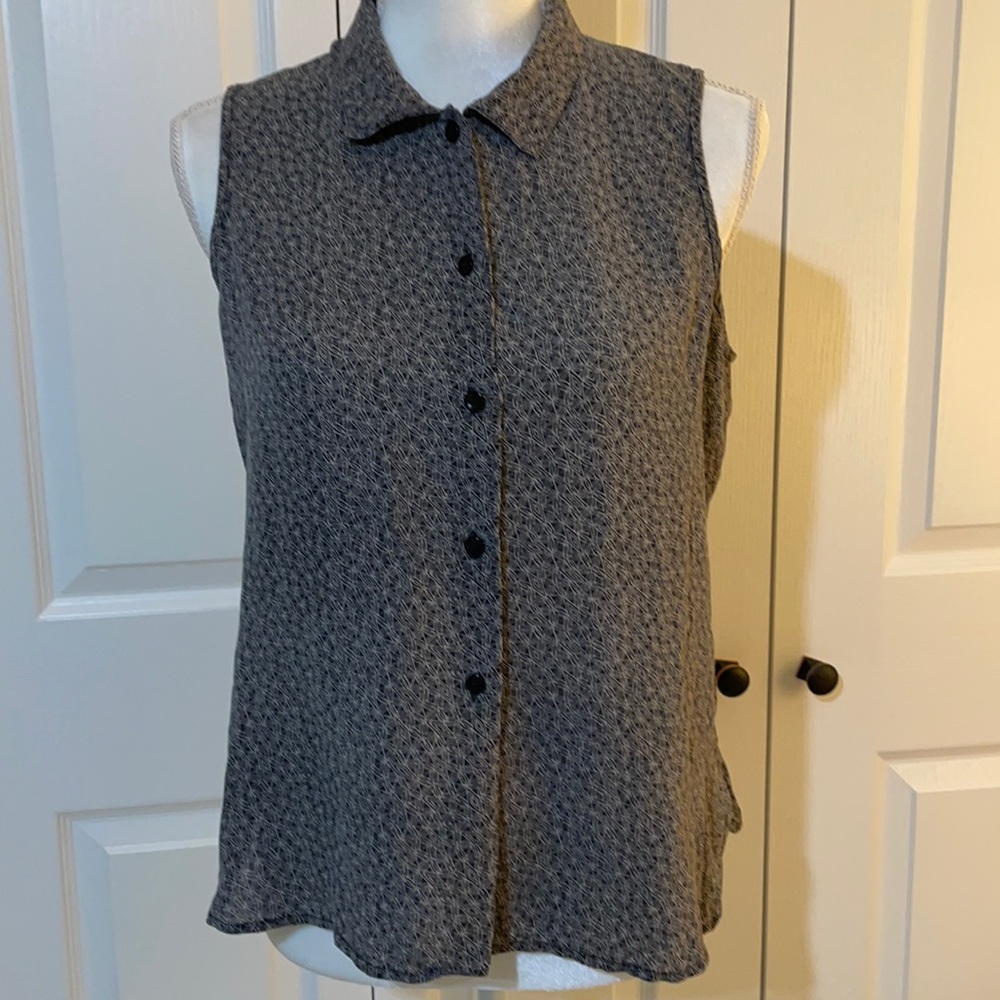 Jones New York Women’s SZ 12 Collared Sleeveless 109% Silk Blouse Button Down
